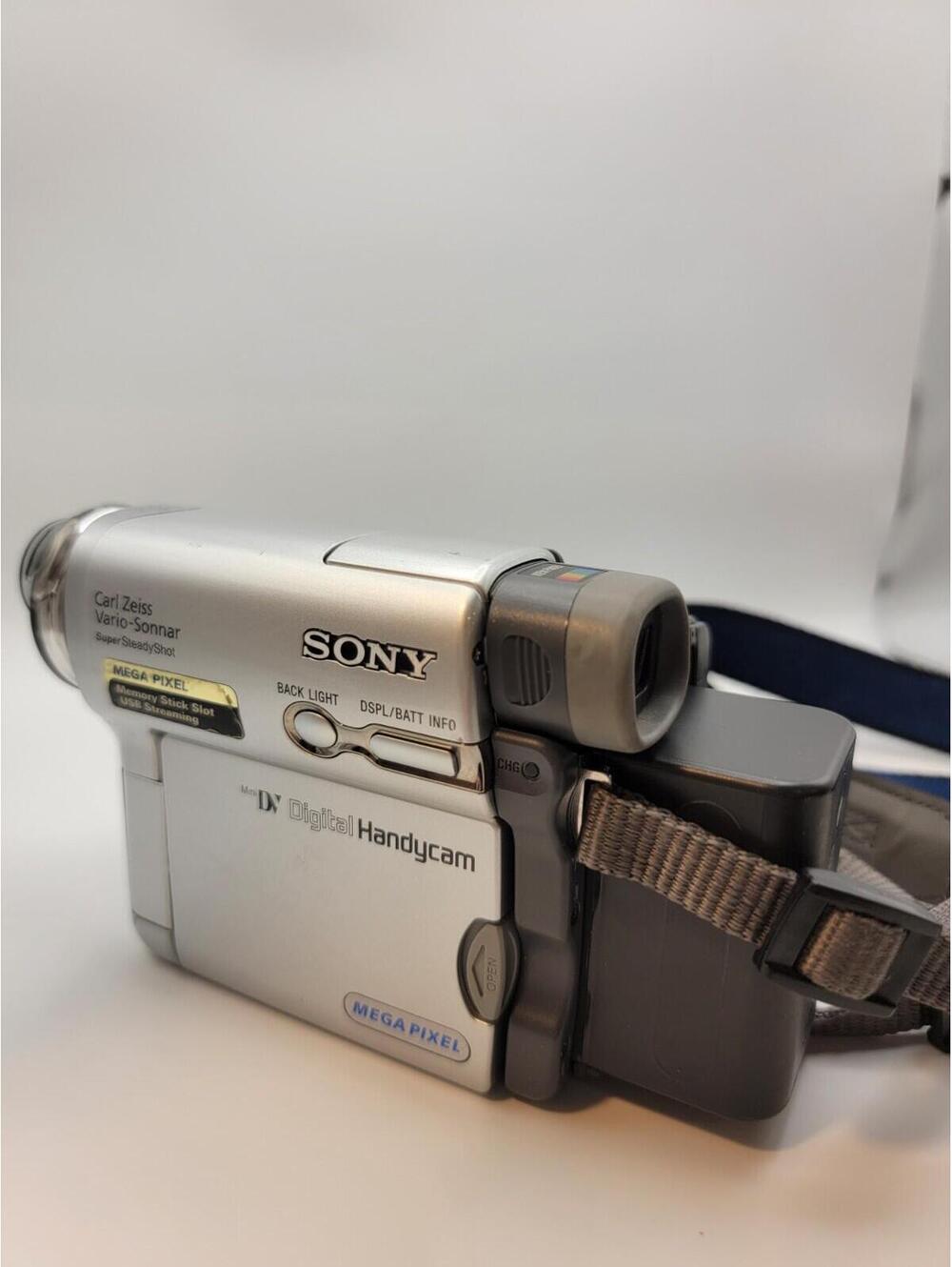 Sony Handycam DCR-TRV33 Mini DV Watch Play Video